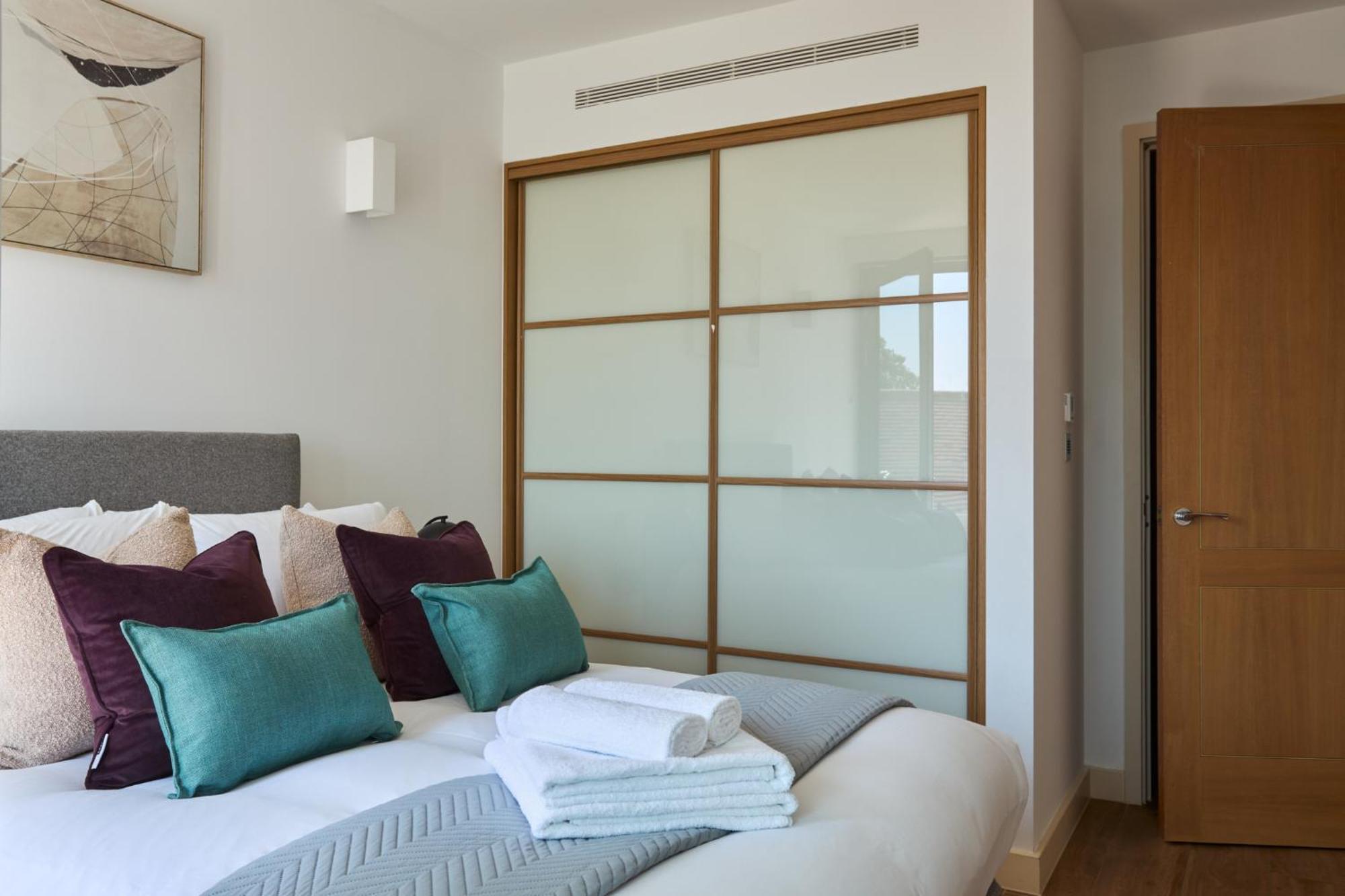 Kew Bridge By Viridian Apartments 외부 사진
